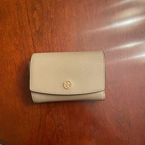 Tory Burch flap wallet EUC
